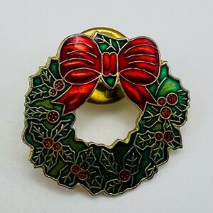 Vintage Enamel Christmas Wreath Lapel Pin Red Bow Holiday Brooch
